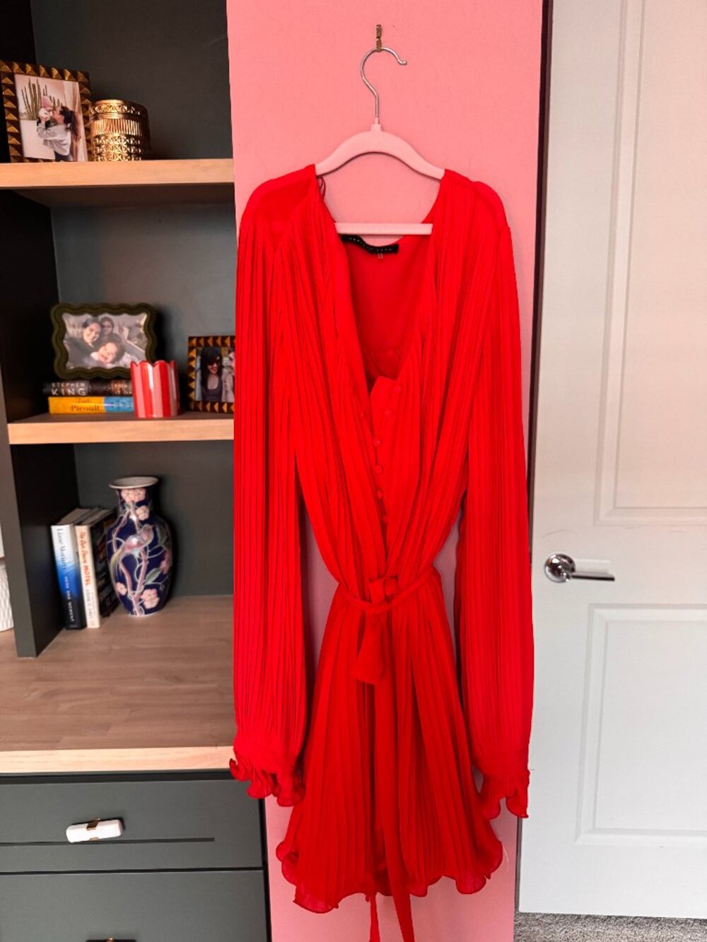 VICI pleated mini dress NWT red size M - Picture 3 of 3